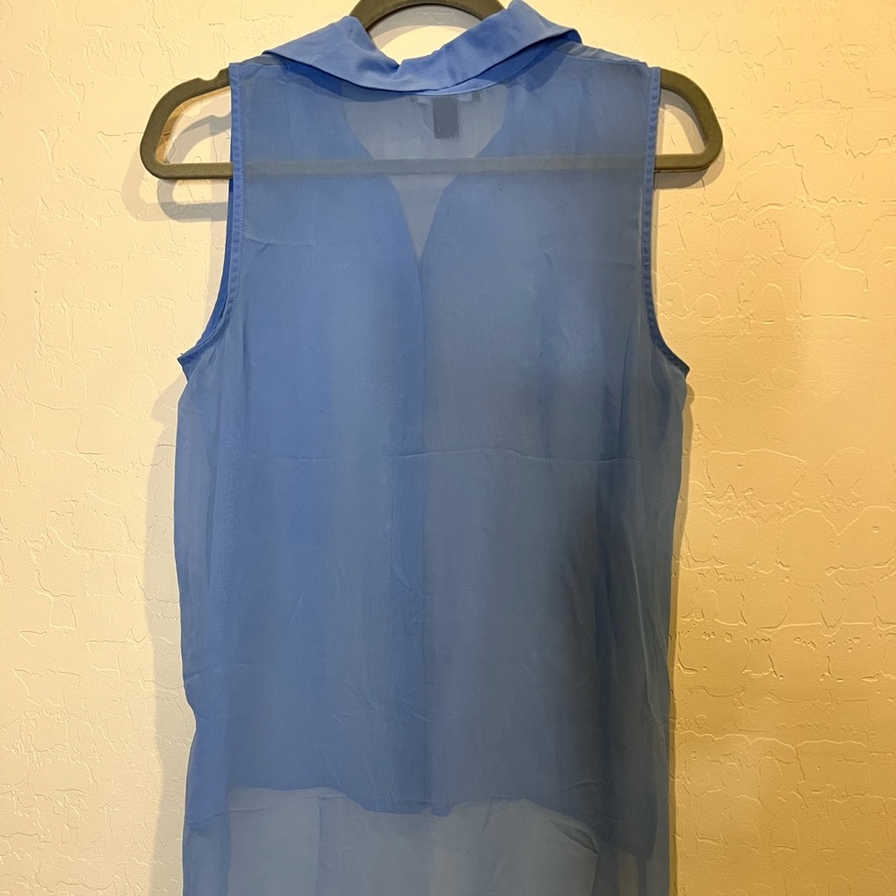 Forever 21, small, sheer, button up blouse. - Picture 4 of 4